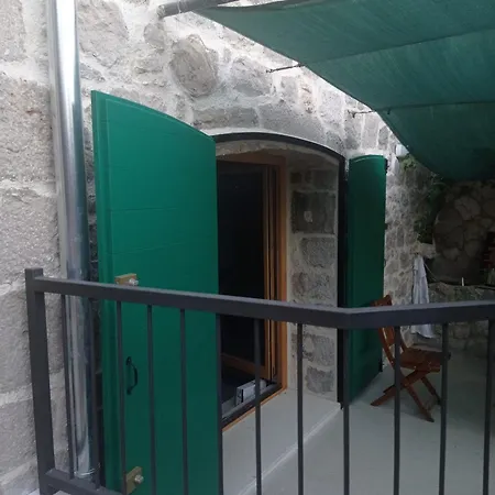 Apartment With Wifi Pitve, Hvar - 22114