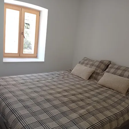 아파트 With Wifi Pitve, Hvar - 22114 *