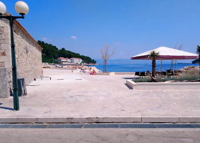 Appartement With Wifi Pitve, Hvar - 22114 Jelsa (Hvar)
