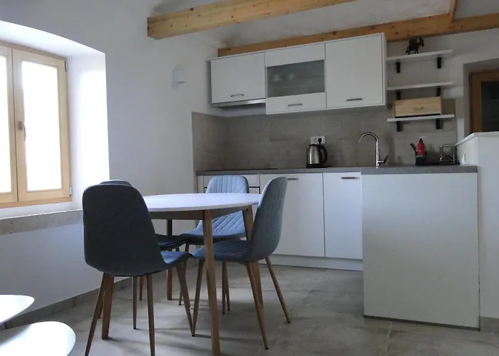 With Wifi Pitve, Hvar - 22114 Appartement